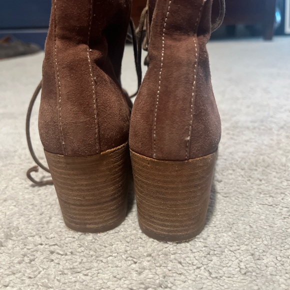 Dolce Vita lace up brown suede heeled boots 7.5 - Picture 3 of 6